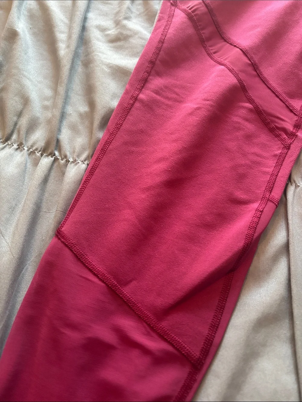 Gently used, OLD NAVY ACTIVE Leggings 🩷